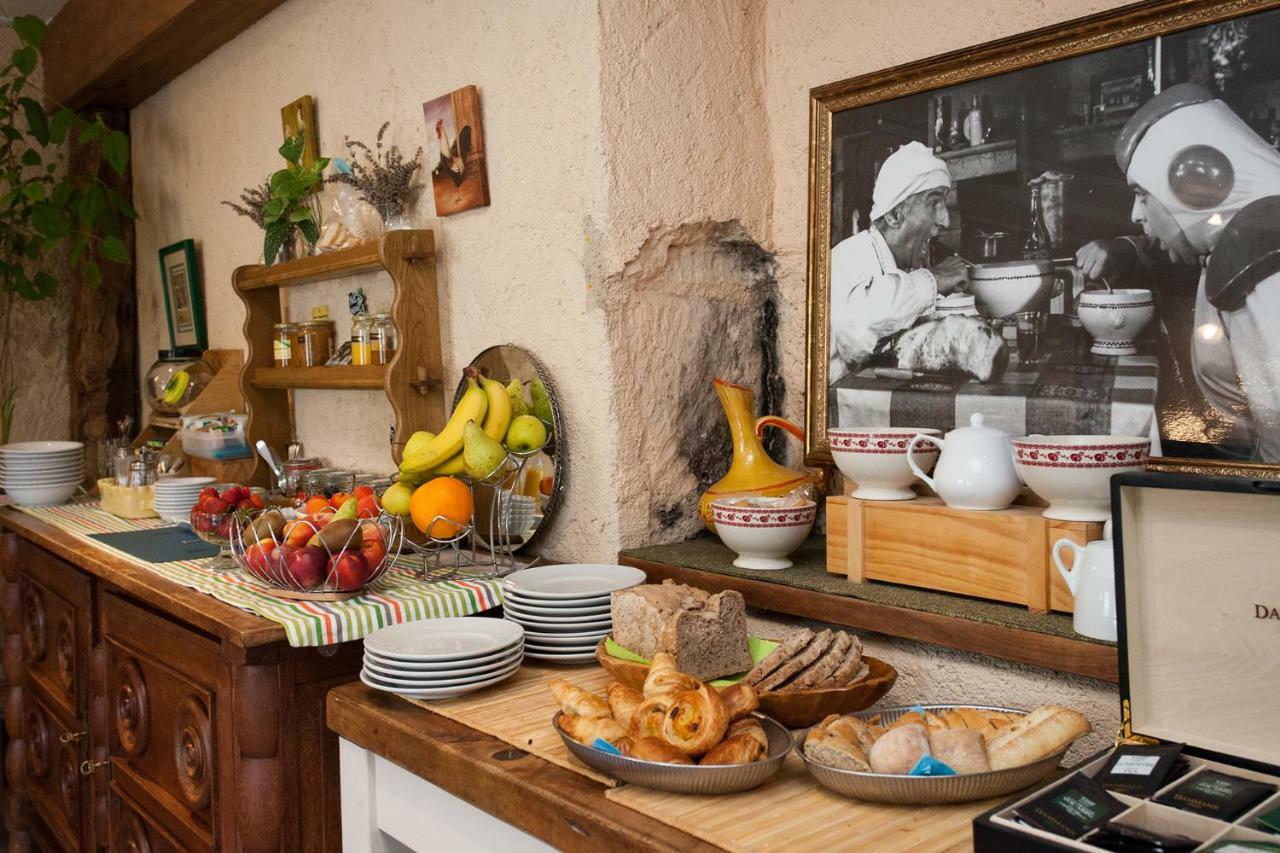 Le Lion D'Or Hotel Manzac-sur-Vern Luaran gambar