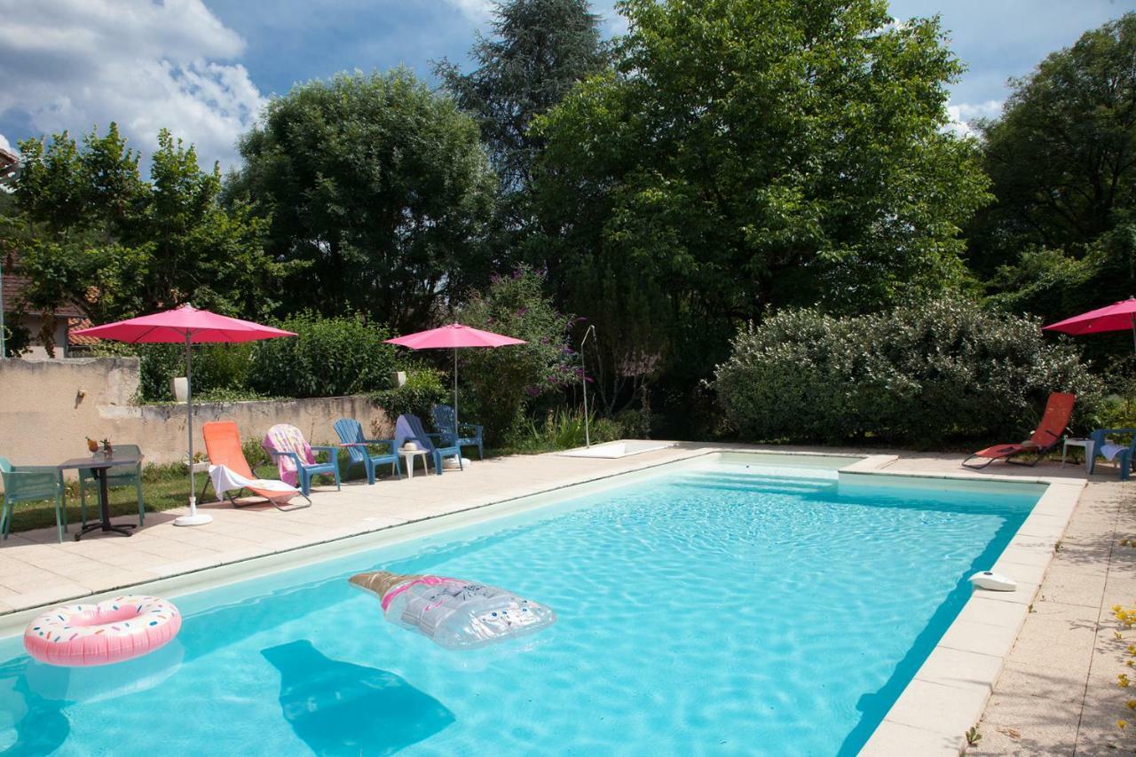 Le Lion D'Or Hotel Manzac-sur-Vern Luaran gambar